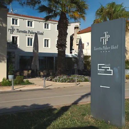 Torretta Palace מלון 4*