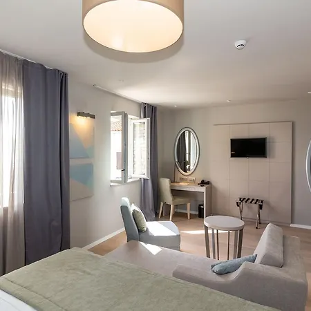 Ξενοδοχείο Torretta Palace Turanj