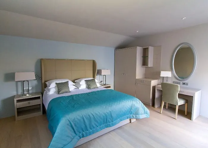 Torretta Palace Hotel Turanj